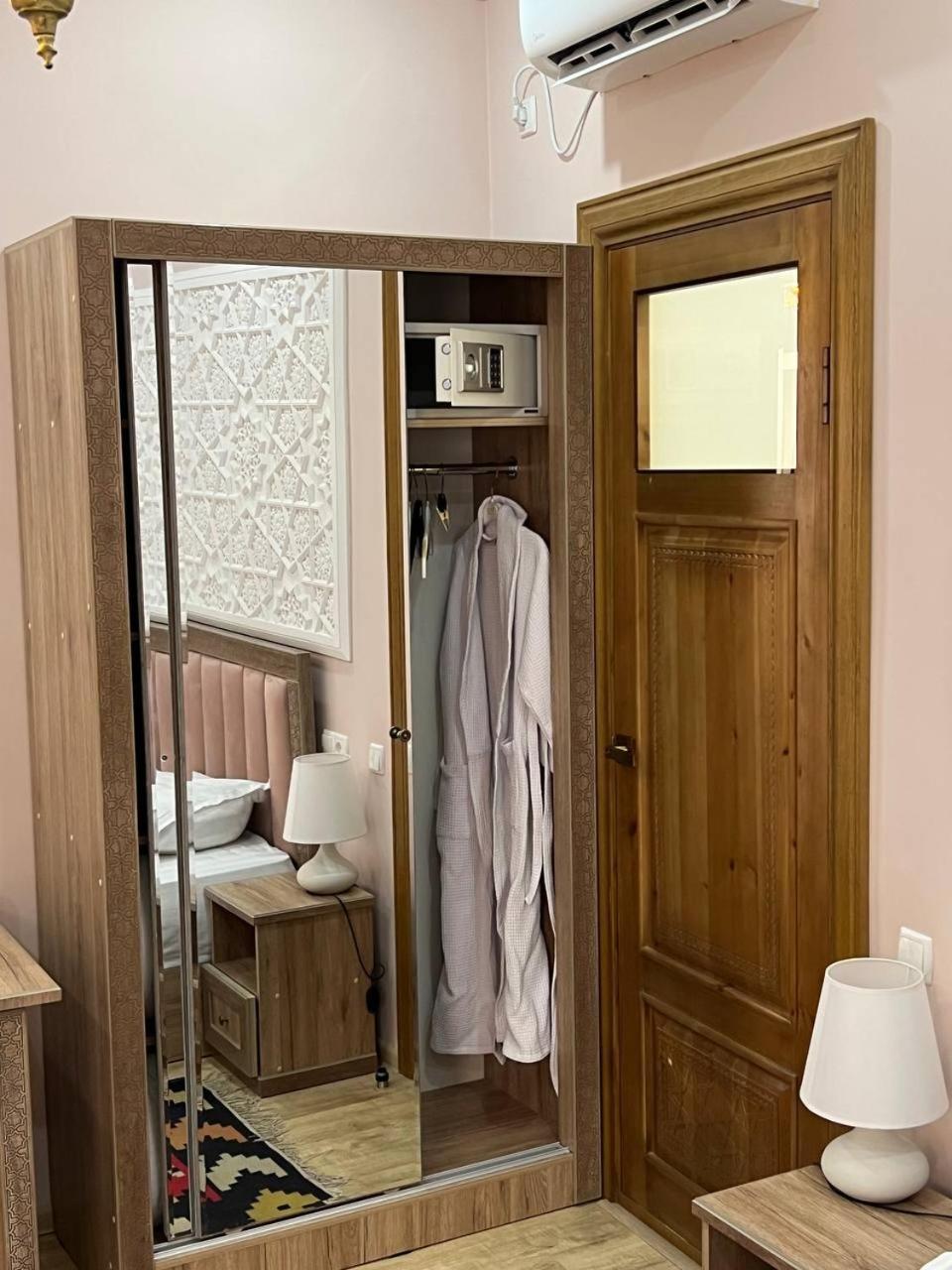 Nodirabegim Boutique Hotel Buxoro Ngoại thất bức ảnh